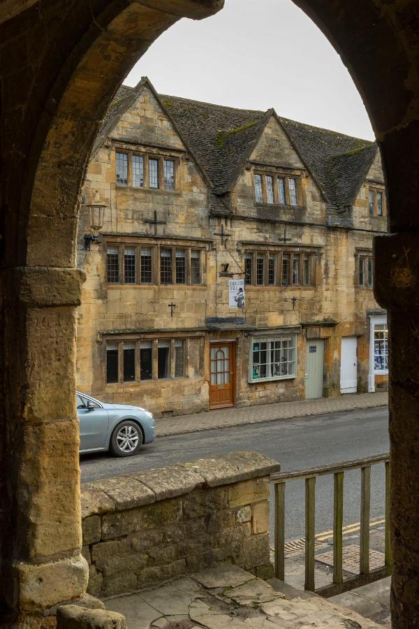 Badgers Hall Bed & Breakfast Chipping Campden Exterior photo